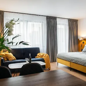 Inpoint Drive - Stay&park Free , Krakow Poland